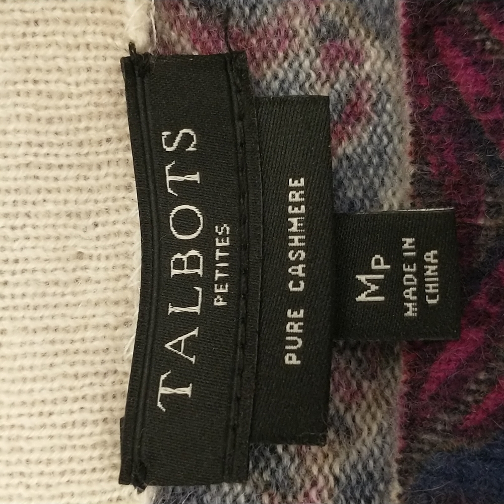 Dramatic Cashmere Pullover Paisley Print Top Ligh… - image 7